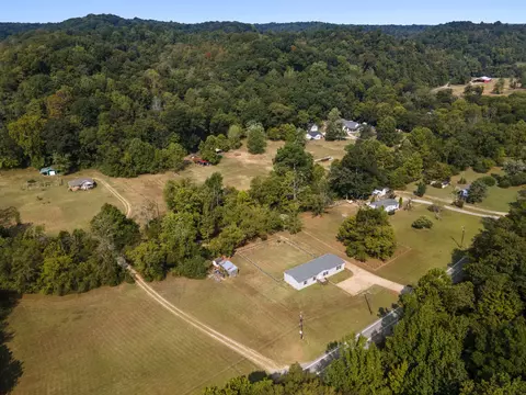 1740 Sams Creek Rd, Ashland City, TN 37015