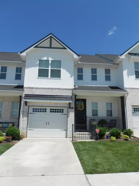 1210 Hayloft Pl, Gallatin, TN 37066