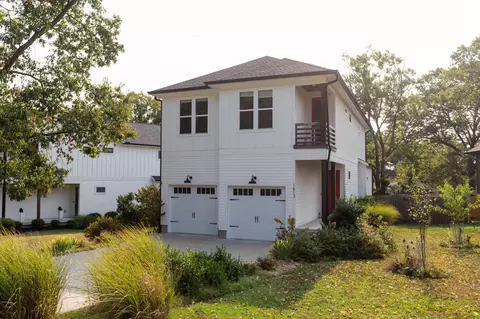 1613 Peerman Dr, Nashville, TN 37206
