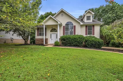 5867 Riley Rd, Ooltewah, TN 37363