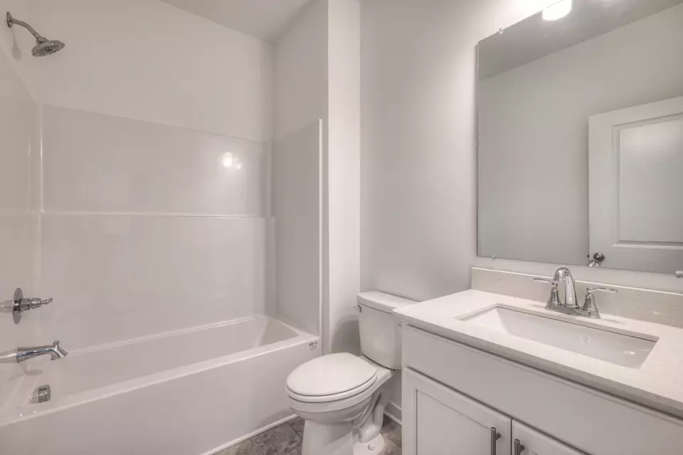 Bath - 2584 Misty Creek Dr, Nashville, TN 37207 photo 1 of 5