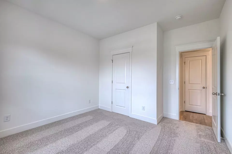 Bedroom - 2584 Misty Creek Dr, Nashville, TN 37207 photo 2 of 9