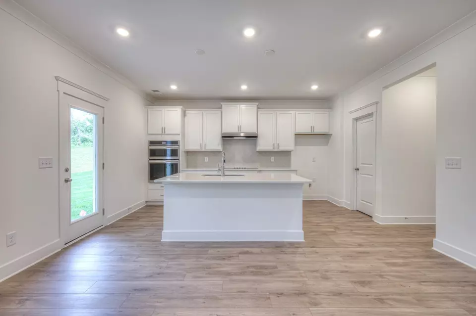Kitchen - 2584 Misty Creek Dr, Nashville, TN 37207 photo 1 of 4