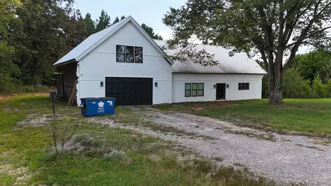 750 Mockingbird Ave, Henry, TN 38231