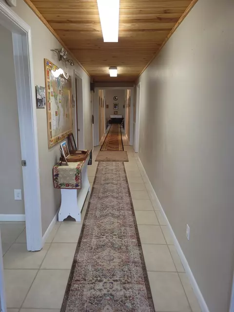 Entry Way - 8484 Highway 150, Sequatchie, TN 37374 photo 1 of 10