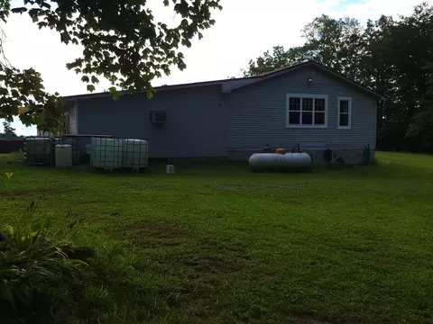 Exterior - 8484 Highway 150, Sequatchie, TN 37374 photo 5 of 13