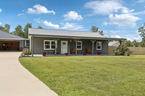 830 Presley Cir, Mount Pleasant, TN 38474