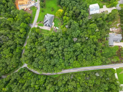 9231005 Sandstone Ter, Soddy Daisy, TN 37379