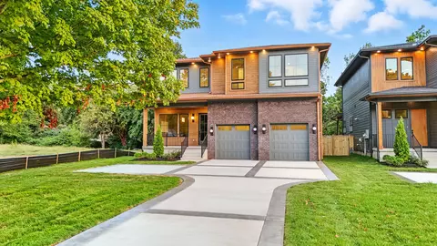 559 Watsonwood Dr, Nashville, TN 37211