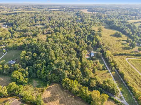 3294 Burr Rd, Springfield, TN 37172 photo 6