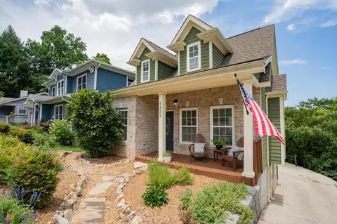 1221 Worthington St, Chattanooga, TN 37405