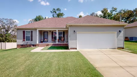 120 Doak St, Shelbyville, TN 37160