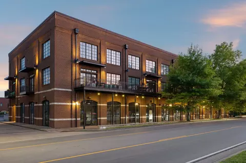 320 Liberty Pike #205, Franklin, TN 37064