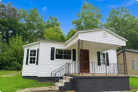 887 Kinsey St, Rossville, GA 30741