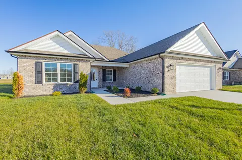 71 Brooklyn Ave, Manchester, TN 37355