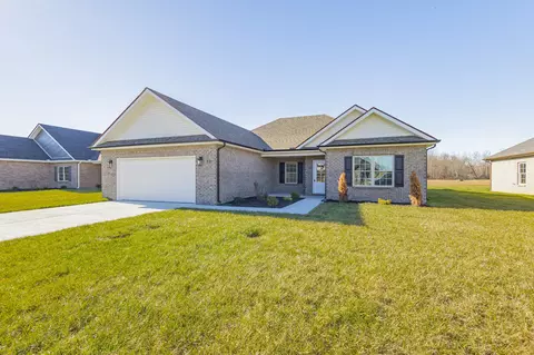 42 Brooklyn Ave, Manchester, TN 37355