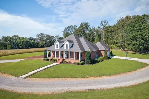266 Hampton Pointe Ln, Mcminnville, TN 37110