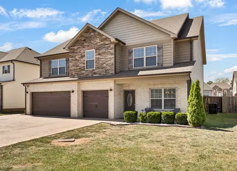 1018 Shirley Dr, Clarksville, TN 37042