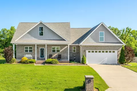 479 Overlook Dr, Dayton, TN 37321