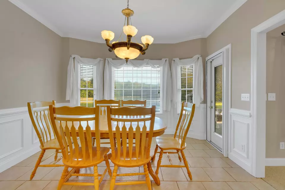 Dining - 481 Matts Hollow Rd, Manchester, TN 37355 photo 1 of 1