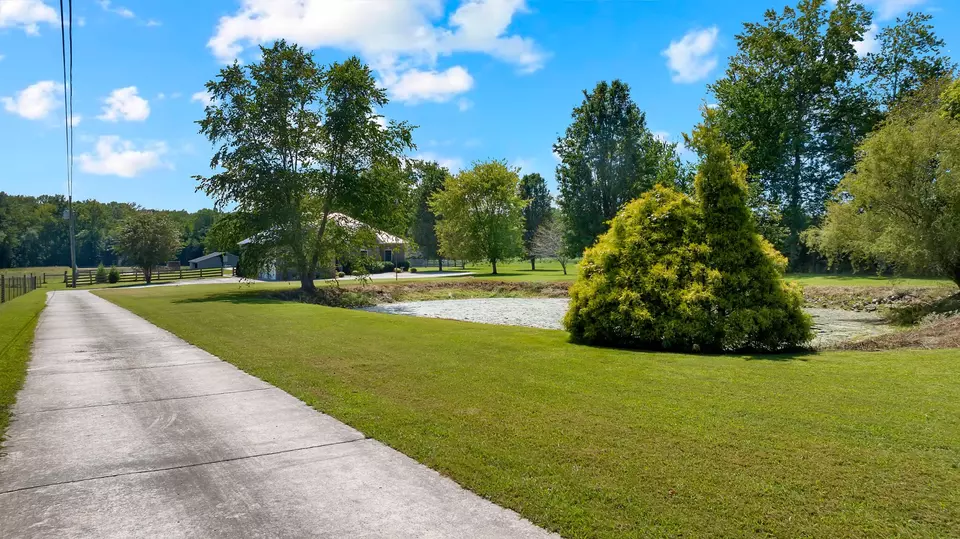 Exterior - 481 Matts Hollow Rd, Manchester, TN 37355 photo 2 of 14