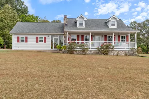1060 Greenwood Rd, Charlotte, TN 37036