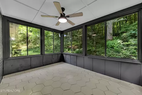 355 E Chestnut Hill Rd, Townsend, TN 37882 photo 37
