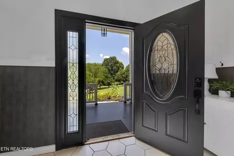 355 E Chestnut Hill Rd, Townsend, TN 37882 photo 8