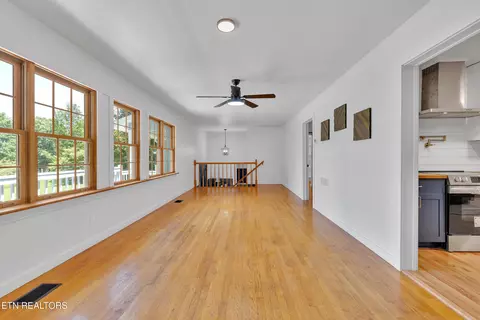 355 E Chestnut Hill Rd, Townsend, TN 37882 photo 16