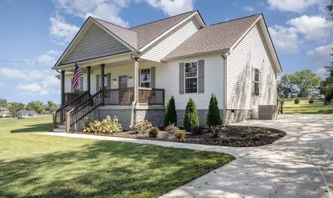 2733 Mcconnell Rd, Cornersville, TN 37047
