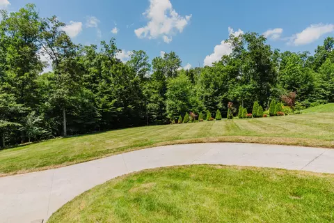 Exterior - 1210 Black Rd, Cunningham, TN 37052 photo 2 of 3
