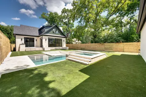 1505 Cedar Ln, Nashville, TN 37212