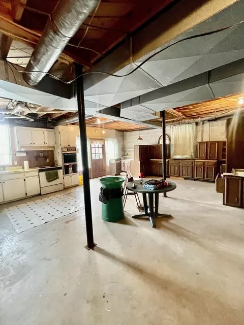 Kitchen - 336 Second Creek Rd, Five Points, TN 38457 photo 10 of 10