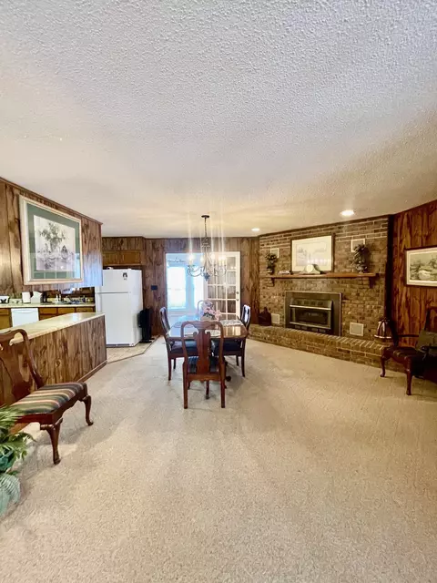Dining - 336 Second Creek Rd, Five Points, TN 38457 photo 1 of 1