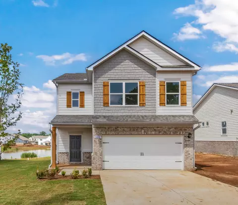 1412 English Oak Dr, Clarksville, TN 37043