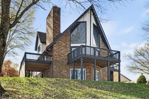 6040 New Cut Rd, Greenbrier, TN 37073