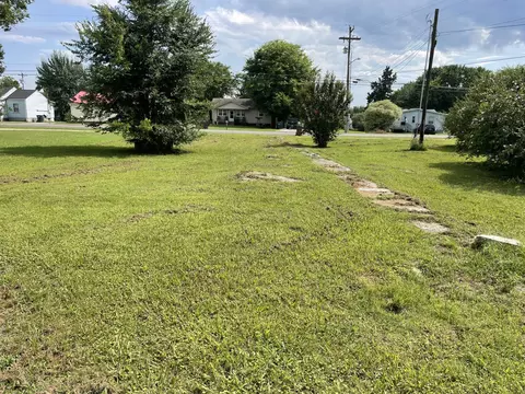 1063 Bluebird Rd, Lebanon, TN 37087