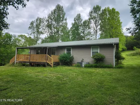 2880 Fairview Rd, Madisonville, TN 37354