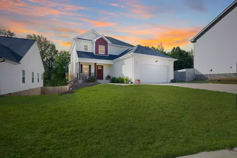 1154 Old Charlotte Trce, Clarksville, TN 37040