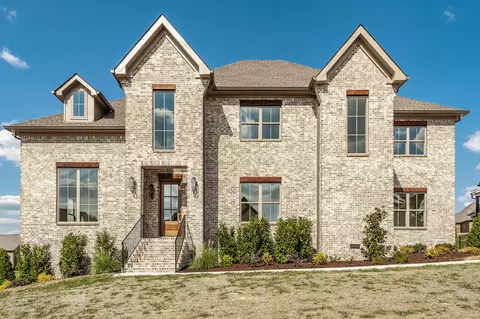 131 Scarsdale Dr S, Hendersonville, TN 37075