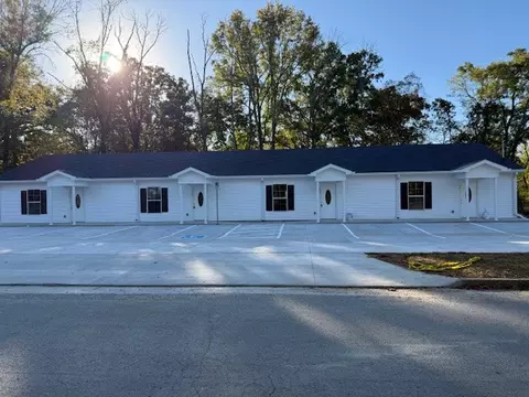 409 Waggoner St W, Tullahoma, TN 37388