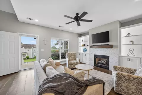 388 Normandy Cir, Nashville, TN 37209