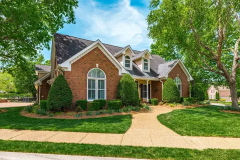 100 Masters Way, Hendersonville, TN 37075