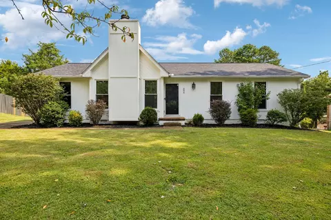 304 Conifer Pl, Nashville, TN 37214