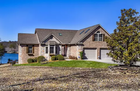 259 Pomeroy Dr, Crossville, TN 38558