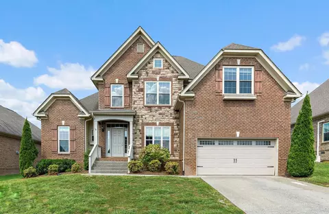 5009 Speight St, Spring Hill, TN 37174