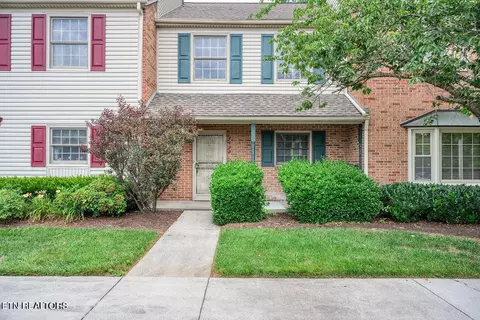 4432 Washington Ct, Knoxville, TN 37917