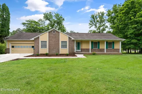 103 Naples Ln, Oak Ridge, TN 37830
