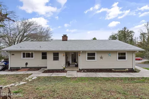 100 Outer Dr, Oak Ridge, TN 37830