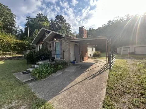 4576 Hickory Hill Rd, Pegram, TN 37143